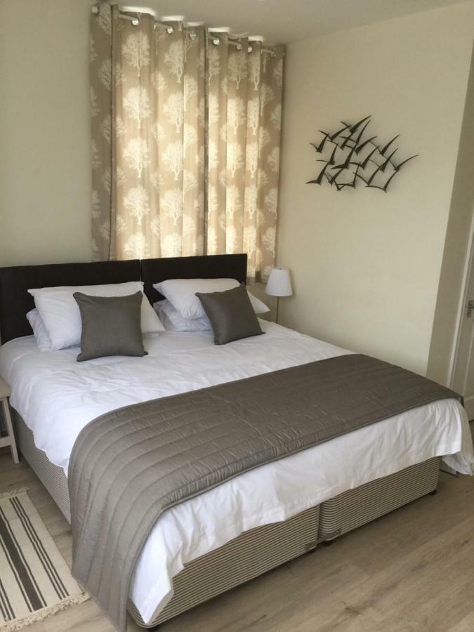 Good Intent Rooms Waltham Abbey Esterno foto