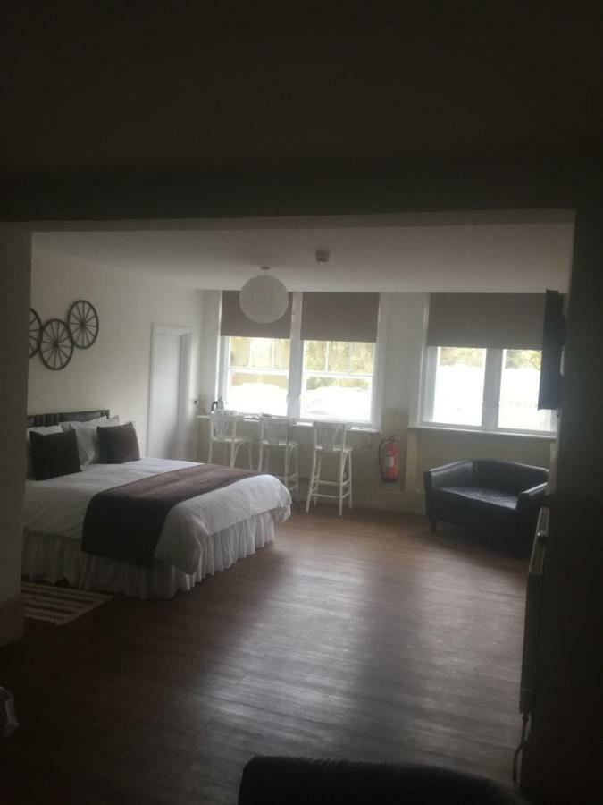 Good Intent Rooms Waltham Abbey Esterno foto